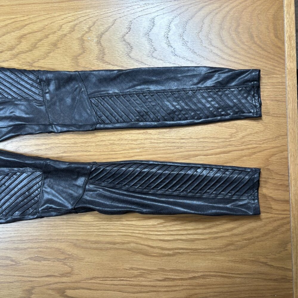 NWT Spanx Faux Leather Moto Leggings Black High‎ Rise Shaping Pants – Size S - Picture 3 of 10